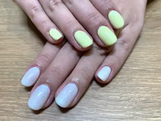 ネイル charme所属・. SHIORIのネイルデザイン