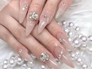 ロング NOA NAILのネイルデザイン