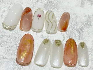 ネイル 高尾 梨花のネイルデザイン