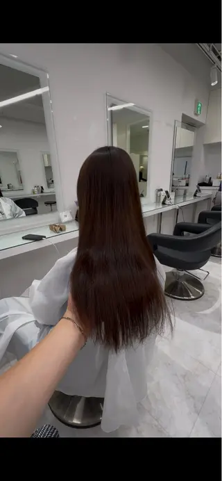 ロング カラー ヘアアレンジ 透け上品ハイトーン 職人ゆうと🤍のヘアスタイル