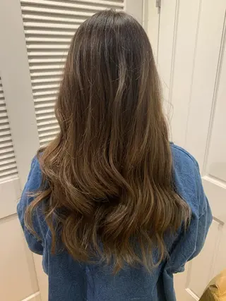 ロング 渋谷ハイトーン/ デザインカラー阿部のヘアスタイル