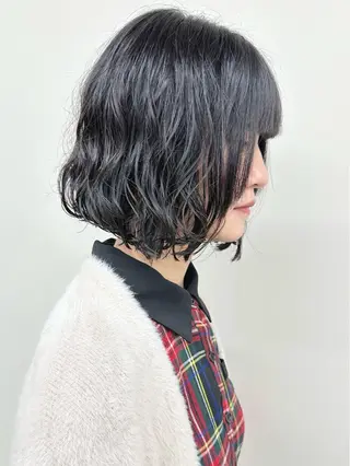 ショート パーマ とうい/くせ毛/ ショート/丸みボブのヘアスタイル