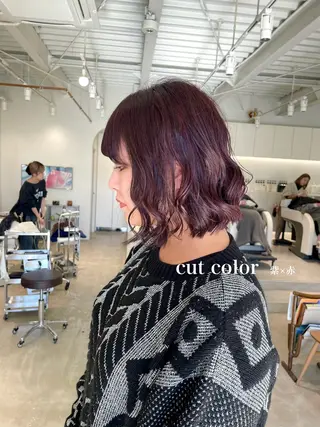 ミディアム 峯崎 葵のヘアスタイル