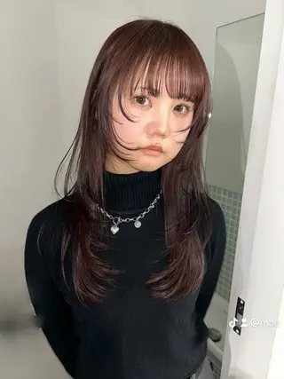 セミロング カラー hen所属・心斎橋/レイヤー/ ブリーチ/モエのヘアスタイル