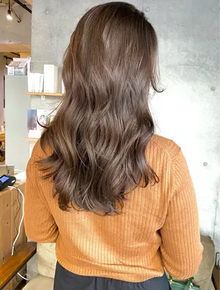 セミロング ⭐️横浜ブリーチ特化 美容師 堤涼⭐️のヘアスタイル