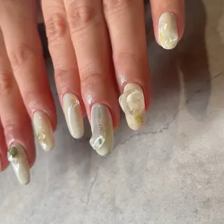 ネイル lilbondir. chiharuのネイルデザイン