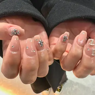 ネイル DL•BEAUTY / AKANEのネイルデザイン