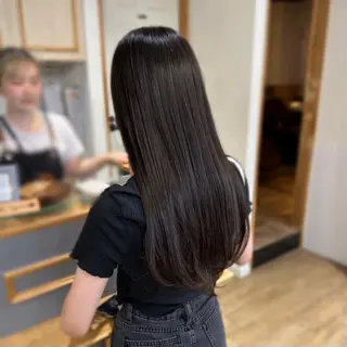 ロング 美髪縮毛矯正🫧 艶カラー/スズカのヘアスタイル
