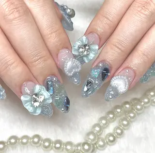 ネイル ChouChou NAIL SALON所属・サキ ChouChouのネイルデザイン