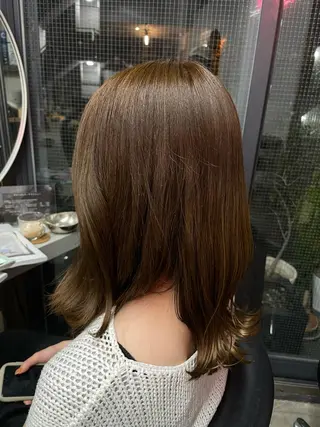 セミロング カラー やすだ しおりのその他イメージ