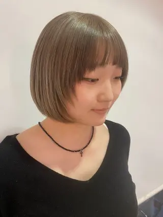 カラー 谷川 あかりのヘアスタイル