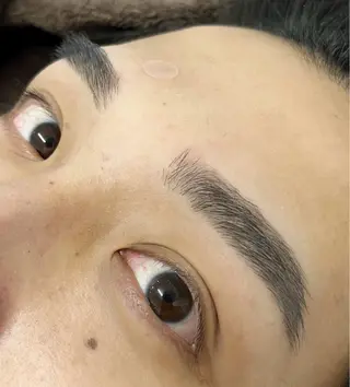 アイブロウ enu大阪梅田店【エヌ】所属・大西 里奈の眉毛・アイブロウイメージ