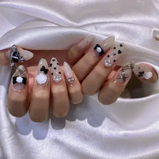 ネイル M2ネイルサロン【長さ出し&フィルイン導入店】所属・長さ出し専門店 RIRIのネイルデザイン