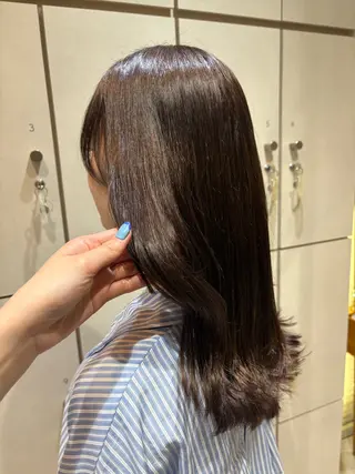 ミディアム カラー 山本 花歩のヘアスタイル