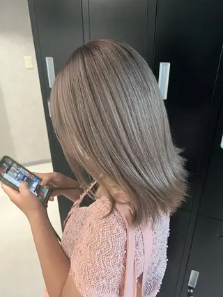 ミディアム カラー ヘアアレンジ _WHITE京橋店所属・髪質改善_WHITE RYUSUKEのヘアスタイル