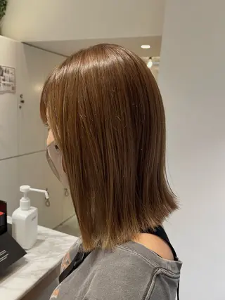 ミディアム カラー 西田 歩果のヘアスタイル