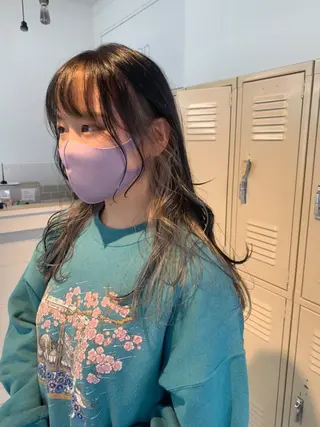 ロング カラー 古屋 花織のヘアスタイル