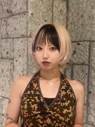 ショート カラー パーマ hair salon 束sok所属・ナホ/ハイトーン/ レイヤーカットモデルのヘアスタイル