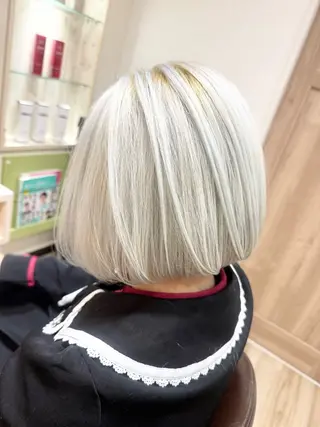 ショート 🌈派手髪ハイトーン 🌈鈴木亮太🌈のヘアスタイル