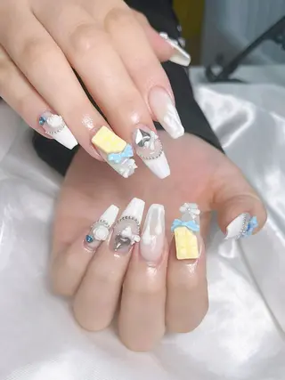 ネイル LEELA NAIL STUDIO所属・LEELA NAIL STUDIOのネイルデザイン