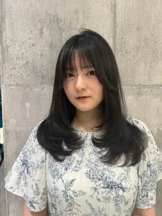 セミロング 深野 ちさとのヘアスタイル