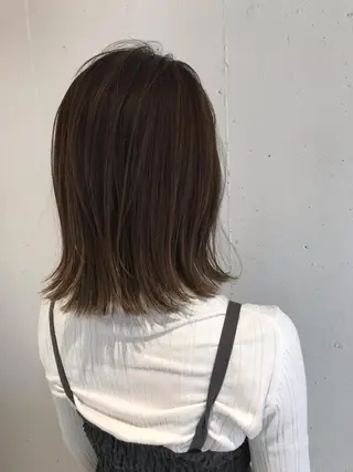 ミディアム ミルクティーベージュ 山本勝志のヘアスタイル