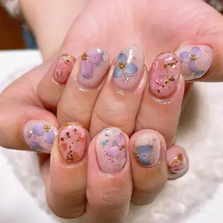 ネイル The Best Beauty受付担当のヘアスタイル