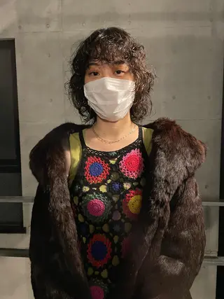 ショート パーマ yumeka🩶ボブ 暖色/透け感カラーのヘアスタイル