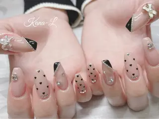 ネイル 芦辺 香奈のネイルデザイン