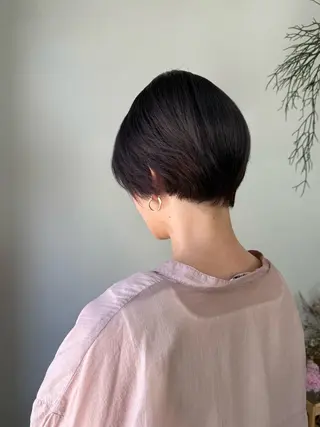 ショート カラー 🌷花屋併設サロン 荘司麻百合◌˳𓇬のヘアスタイル