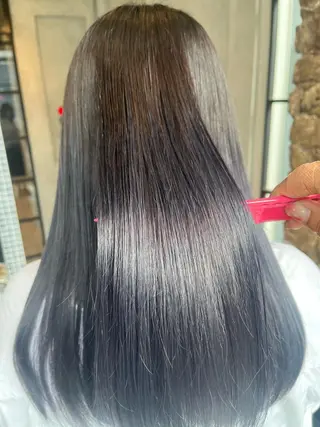 セミロング 【Hwyl】ヒュイル八王子【髪質改善】所属・✨髪質改善✨艶髪✨ MARIのヘアスタイル