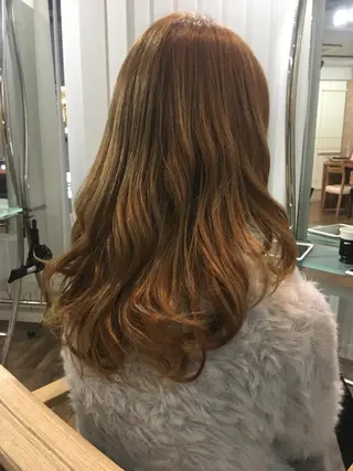 ロング カラー miki 🦎のヘアスタイル