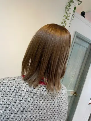 ミディアム 🐤 こじま🐤のヘアスタイル