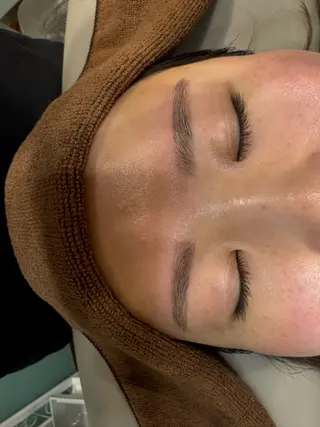 アイブロウ salonvilla所属・villa ☺︎草山 楓花のエステ・リラクイメージ