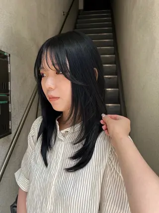 セミロング カラー ベルベチカ所属・市村 花奈のヘアスタイル