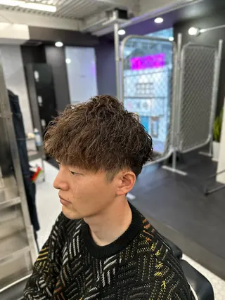 メンズ ショート パーマ トップスタイリスト/ 久徳大輝のヘアスタイル