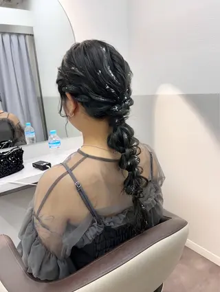 ヘアアレンジ SALOWIN新宿三丁目 Frente店所属・薄田 珠美のヘアスタイル