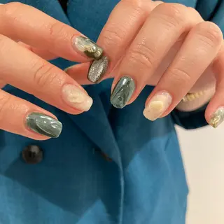 ネイル mano+所属・砂田 はるかのネイルデザイン