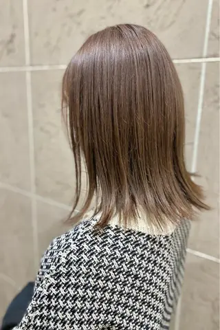 セミロング カラー 菊地 紗矢のヘアスタイル