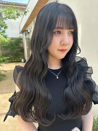 ロング カラー 中山 まどかのヘアスタイル