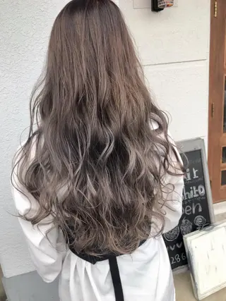 セミロング カラー レイヤーカット匠 イソザキノリユキのヘアスタイル