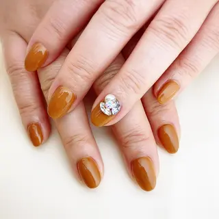 ネイル リセ有楽町店 ネイリストのネイルデザイン