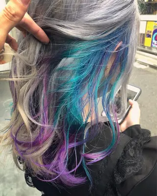 セミロング カラー 原宿サロン代表 デザインカラー伊藤卓のヘアスタイル