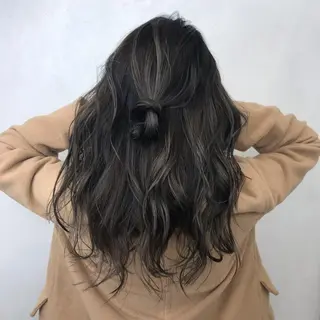 ロング カラー LUSTRE クロサワのヘアスタイル