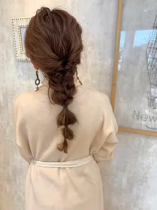 ヘアアレンジ 三村 桜生のヘアスタイル