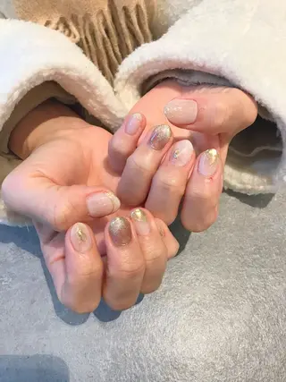 ネイル Nest 岩崎のネイルデザイン