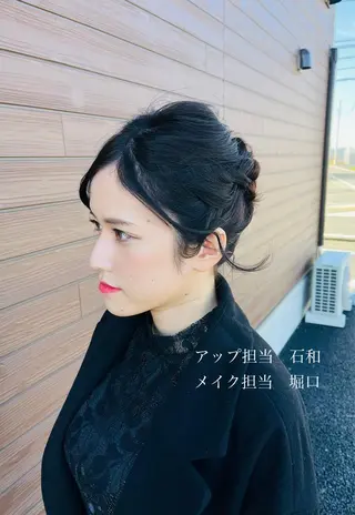 ロング ヘアアレンジ 堀口 彩佳のヘアスタイル