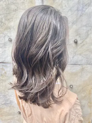 セミロング JIL BLAN所属・JIL BLAN NAOのヘアスタイル