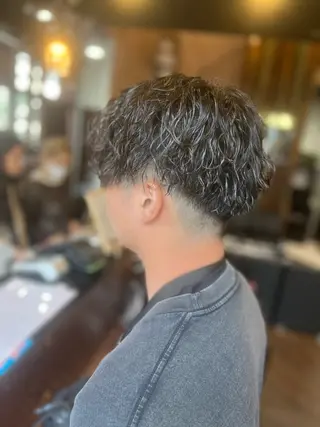 パーマ メンズ MODEK's阿倍野 HONOKAのヘアスタイル