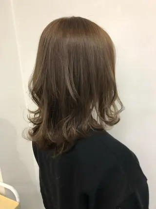 カラー CoCooN Hiromiのヘアスタイル